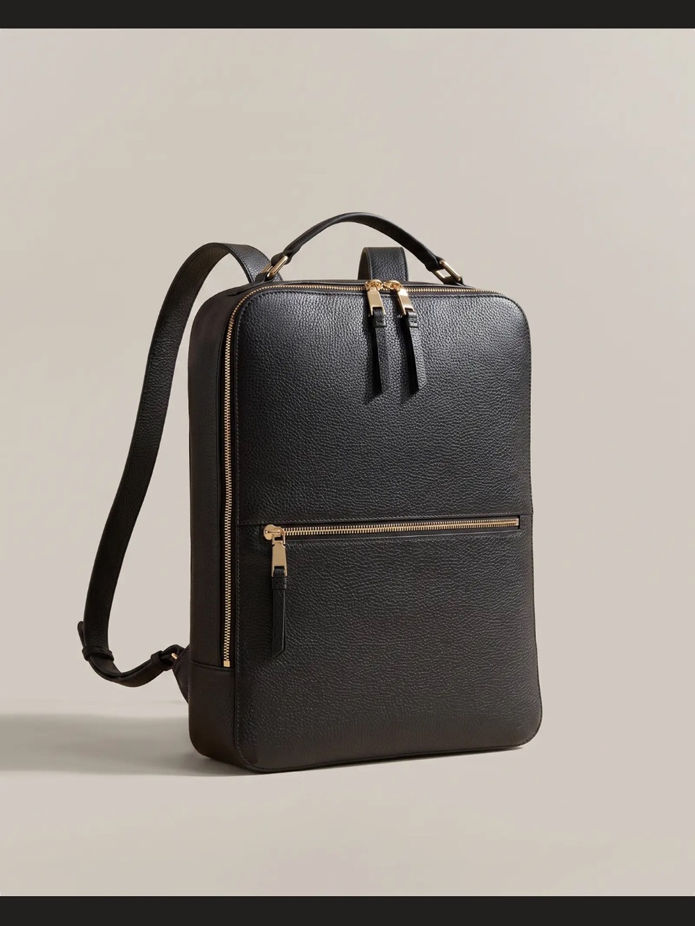 Quince Marlow 100% Leather Laptop Backpack - black